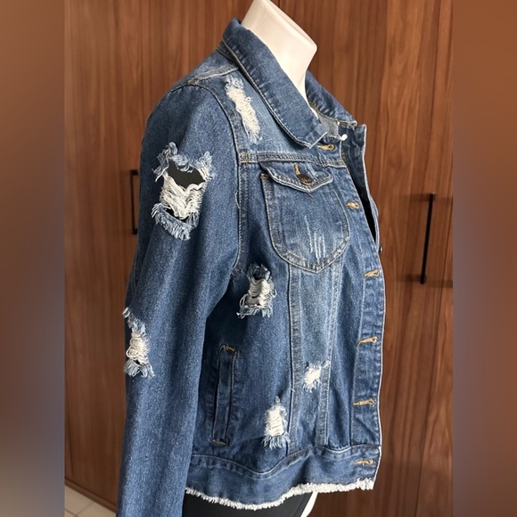 Between Us. Classic Blue Distressed Jean Jacket LARGE - Picture 4 of 16